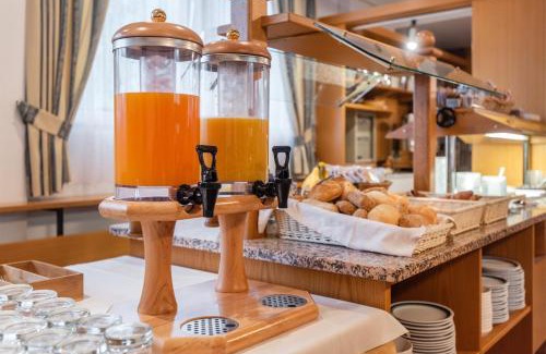Barco Hotel | Hotel Lucia