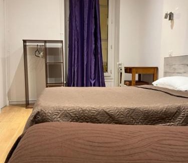 Quartier Saint-Ambroise Hotel | Hotel Luna Park
