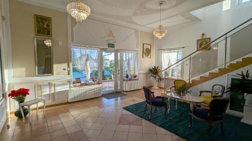Głogow Małopolski Hotel | Hotel MAGNAT