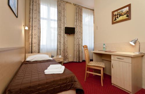 Piasek Południe Hotel | Hotel Maksymilian