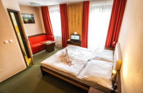 Ruzomberok Hotel | Hotel Malina-Ski Resort-SKI-IN & SKI-OUT