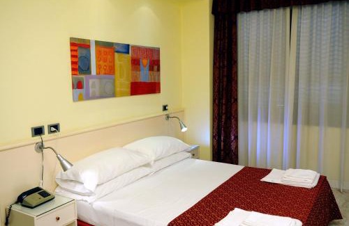 Bernate Ticino Apartamento | Hotel Malpensafiera