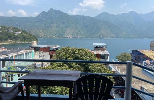 San Pedro La Laguna Hotel | Hotel Mansión del lago