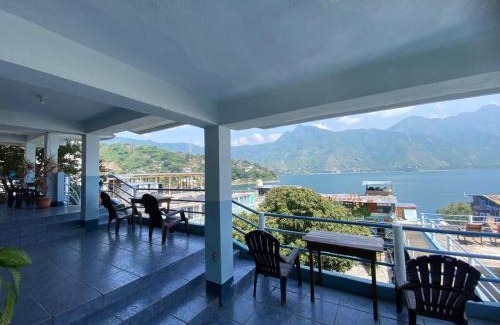 San Pedro La Laguna Hotel | Hotel Mansión del lago