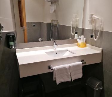 Noja Hotel | Hotel Marítimo Ris con garaje