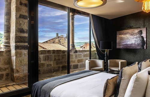 Figeac Hotel | Hotel Mercure Figeac Viguier du Roy