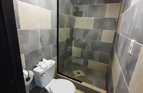 San Felipe de Lara Hotel | Hotel Mi Paraíso Río Dulce