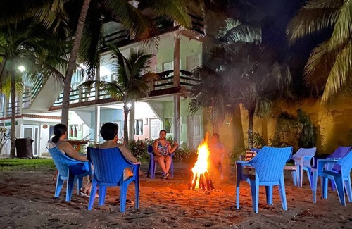 Monterrico Hotel | Hotel Mi Paraiso Monterrico