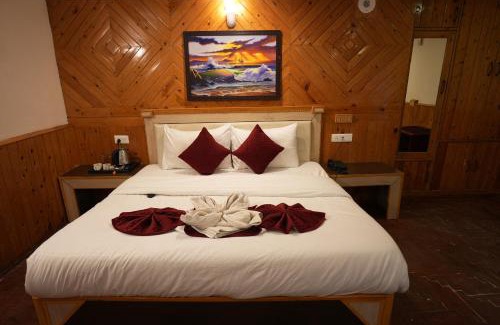 Old Manali Hotel | Hotel Monal