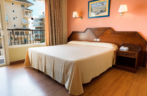Torreblanca Hotel | Hotel Monarque Cendrillón