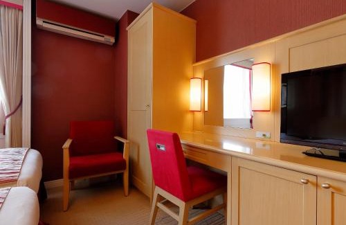Karasumaoike Hotel | Hotel Monterey Kyoto