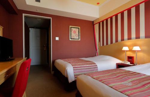 Karasumaoike Hotel | Hotel Monterey Kyoto