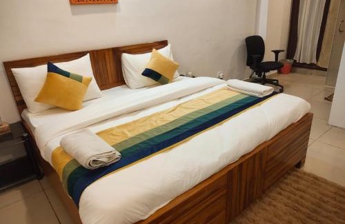 Mahipalpur Extension Cama Y Desayuno | Hotel Moon - Near Hauz Khas Fort