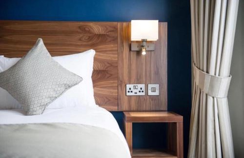 Aerocity Hotel | Hotel Moon Residency opposite Aerocity