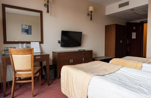 Olawa Casa | Hotel MOP Oleśnica Mała