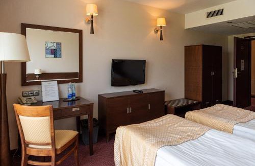Olawa Casa | Hotel MOP Oleśnica Mała