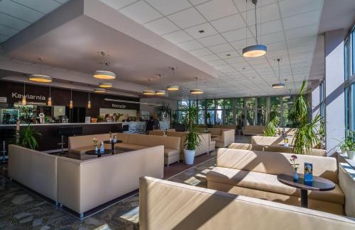 Krynica Morska Hotel | Hotel * NAT Krynica Morska