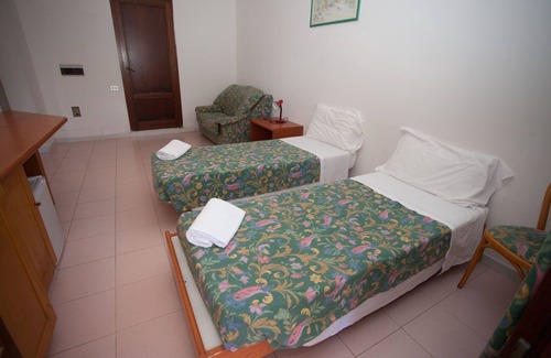 Santa Margherita di Pula Hotel | Hotel New Barcavela