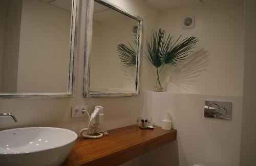 Cadaques Hotel | Hotel Nou Estrelles