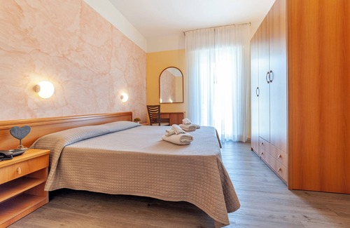 San Giuliano a Mare Hotel | Hotel Nuovo Belvedere