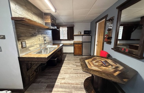 Chamberlain Hotel | Bel Aire Motel