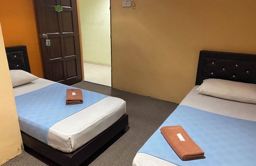 Muadzam Shah Hotel | OYO 91065 Hotel De Anjung