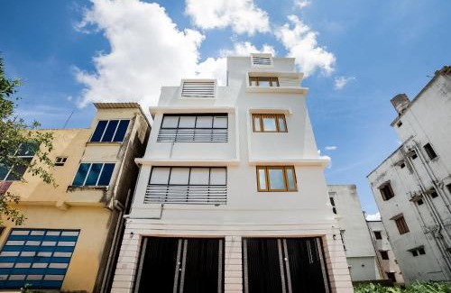 Bhubaneshwar Casa | Hotel O Khan Basera