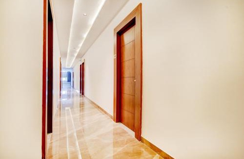 Gurugram Hotel | Hotel O Sky premium