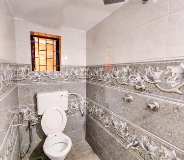 Baga Hotel | Hotel OakWood Baga