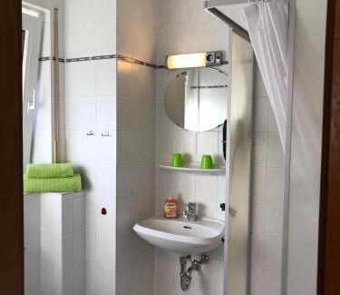 Oberpleis Casa | Hotel Oelberg budget - BONN SÜD Königswinter