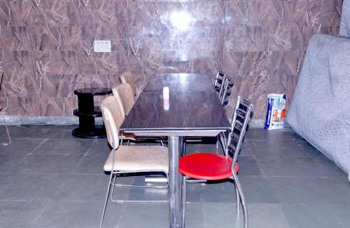 Karol Bagh Hotel | Hotel OM Delhi-Near Karol Bagh Metro Station