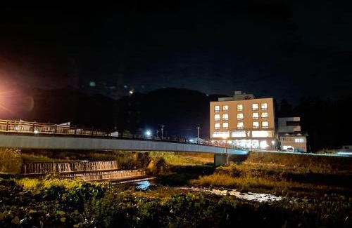 Yudanaka Shibu Onsen Hotel | Hotel Omodaka
