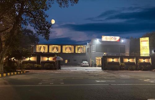 Mall Road Hotel | Hotel One The Mall, Lahore