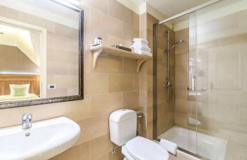 University District Hotel | Hotel Opera