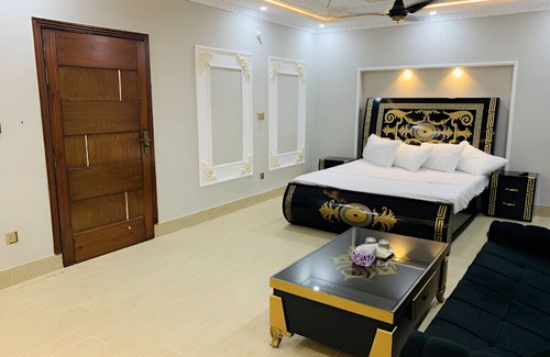 Lahore Hotel | Hotel Palm Inn