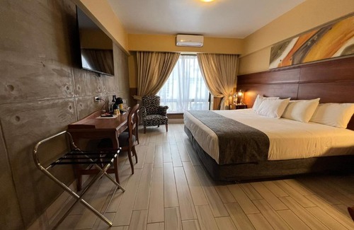 Downtown Santiago Hotel | Hotel Panamericano