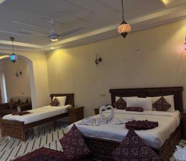 Kalam Hotel | Hotel Pearl Regency