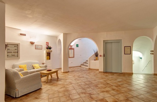 Baja Sardinia Hotel | Hotel Pedra Santa