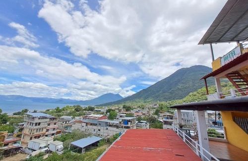 San Pedro La Laguna Hotel | Hotel PENELEU