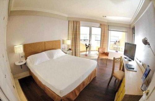 Cadiz Hotel | Hotel Playa Victoria