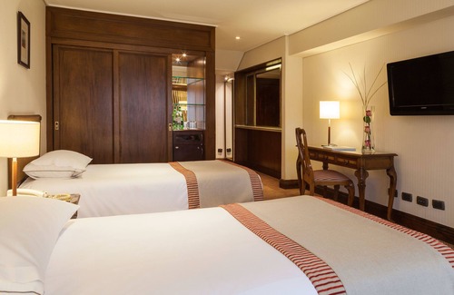 Downtown Santiago Hotel | Hotel Plaza San Francisco