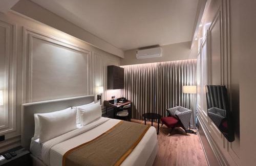 Hampankatta Hotel | Hotel Poonja International