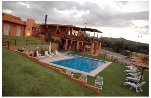Potrero de los Funes Hotel | Hotel Posada Terrazas con pileta climatizada