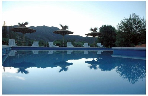 Potrero de los Funes Hotel | Hotel Posada Terrazas con pileta climatizada