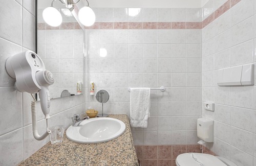 Dossobuono Hotel | Hotel Postumia