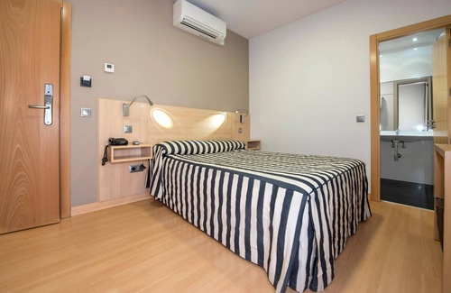 Old Town of Avila Hotel | Hotel Puerta de la Santa