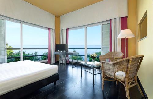 Arenzano Hotel | Hotel Punta San Martino