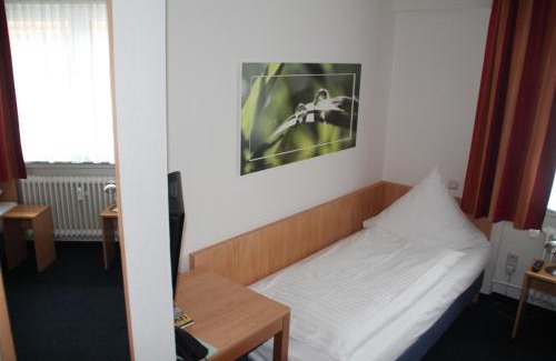 Hanau Hotel | Hotel Römerhof Hanau by Trip Inn