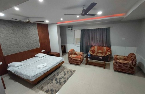 Koraput Cama Y Desayuno | HOTEL RAJ RESIDENCY