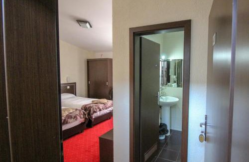 Bucharest Hotel | Hotel Razvan